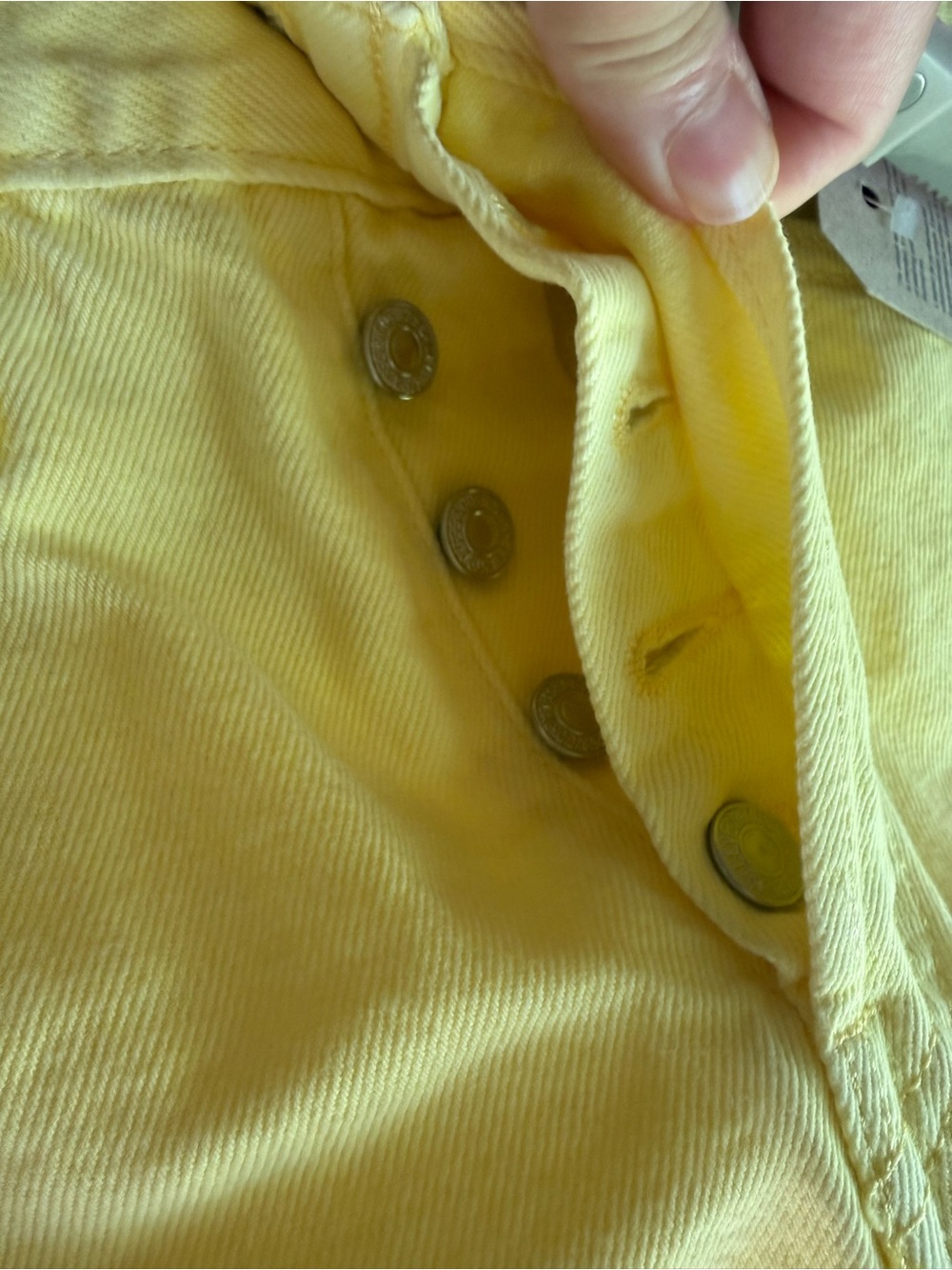 NWT High-rise Levi's 501 yellow Cutoff Denim Shorts size 24 - Picture 5 of 6
